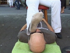 under-feet-duesseldorf-12