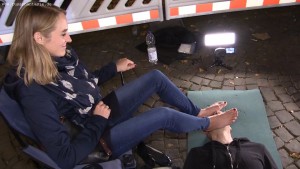 under-feet-nightlife-09