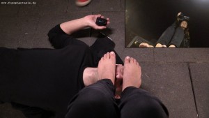 under-feet-nightlife-16